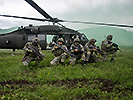 22.5.: Österreichische KFOR-Soldaten traiinieren im Kosovo. (Bild öffnet sich in einem neuen Fenster)
