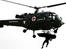 22.7.: Eine "Alouette" III bei einer Gefechtsvorführung in Bosnien. (Bild öffnet sich in einem neuen Fenster)