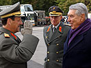 Der Wiener Militärkommandant mit Dr. Helmut Zilk. (Bild öffnet sich in einem neuen Fenster)
