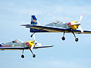 Red Bull Aerobatic Team mit Zlin 50. (Bild öffnet sich in einem neuen Fenster)