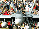 F-18 Hornet. (Bild öffnet sich in einem neuen Fenster)