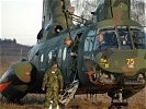 Anlandung mit Transporthubschrauber CH-46. Foto: U.Rask. (Bild öffnet sich in einem neuen Fenster)