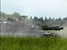 Die 12cm Kanone des Leopard 2A4 gilt als äußerst präzise. (Bild öffnet sich in einem neuen Fenster)