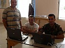 Das Helpdesk-Team aus Albanien. (Bild öffnet sich in einem neuen Fenster)