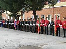 Eine Ehrenformation der albanischen Armee war ebenfalls angetreten. (Bild öffnet sich in einem neuen Fenster)