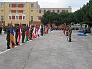 Der Fahnenblock mit den Flaggen der teilnehmenden Nationen. (Bild öffnet sich in einem neuen Fenster)