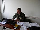Vizeleutnant Günter Fuchs am Kompaniegefechtsstand. (Bild öffnet sich in einem neuen Fenster)