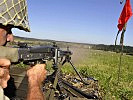 Scharfschießen mit dem MG 74. (Bild öffnet sich in einem neuen Fenster)