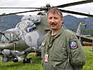 Hauptmann Martin Vanis ist der Pilot des Mi-24 Kampfhubschraubers. (Bild öffnet sich in einem neuen Fenster)