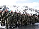 Die Soldaten aus sechs Nationen bei der militärischen Eröffnungsfeier. (Bild öffnet sich in einem neuen Fenster)
