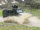 Das österreichische gepanzerte Mannschafts- Transportfahrzeug "Husar". (Bild öffnet sich in einem neuen Fenster)