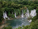 Die Wasserfälle von Kravica im Süden des Landes. (Bild öffnet sich in einem neuen Fenster)