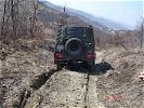 Alltag: Eine Fahrzeug-Patrouille durch die Berge Bosniens. (Bild öffnet sich in einem neuen Fenster)