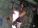 Bordschütze am deutschen Maschinenegewehr 3. (Bild öffnet sich in einem neuen Fenster)