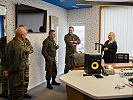 Der stellvertretende Kommandant der Streitkräfte bei "Radio KFOR". (Bild öffnet sich in einem neuen Fenster)