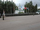 Die angetretene Truppe am Paradeplatz im Camp Faouar. (Bild öffnet sich in einem neuen Fenster)