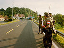 Demonstrativ zeigten sich Soldaten auch immer wieder direkt an der Grenze. (Bild öffnet sich in einem neuen Fenster)