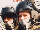 ...oder Jet-Pilotin - alles ist m�glich! (Bild &ouml;ffnet sich in einem neuen Fenster)