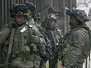 Soldaten des Bundesheeres sind sechs Monate Teil einer EU-Battlegroup. (Bild öffnet sich in einem neuen Fenster)