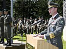 Militärdekan Christian Thomas Rachlé spricht Segensworte für die Soldaten. (Bild öffnet sich in einem neuen Fenster)