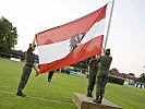Zu Beginn des Festaktes erfolgte das Hissen der Bundesflagge. (Bild öffnet sich in einem neuen Fenster)