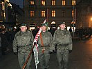 Einmarsch des Feldzeichen-Trupps des Militärkommandos Steiermark. (Bild öffnet sich in einem neuen Fenster)