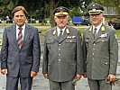 V.l.: Landeshauptmann Voves, General Entacher und Brigadier Zöllner. (Bild öffnet sich in einem neuen Fenster)
