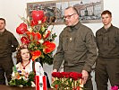 Der steirische Militärkommandant Zöllner bedankt sich für die Blumengrüße. (Bild öffnet sich in einem neuen Fenster)