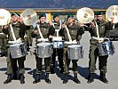 Die Trommler der Militärmusik Steiermark spielen ein Schlagzeugsolo. (Bild öffnet sich in einem neuen Fenster)