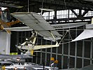 Im Hangar 8 sind historische Luftfahrzeuge... (Bild öffnet sich in einem neuen Fenster)