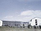 Die Artillerie-Kaserne in Feldbach, Ansicht von Süden nach Norden, 1960. (Bild öffnet sich in einem neuen Fenster)