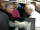 Bundespräsident Heinz Fischer begrüßte den Papst. (Bild öffnet sich in einem neuen Fenster)
