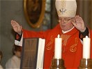 Der Militärbischof von Österreich Christian Werner... (Bild öffnet sich in einem neuen Fenster)