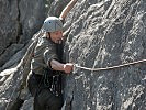 Im Klettergarten testet das Personal sein alpines Können. (Bild öffnet sich in einem neuen Fenster)