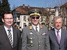 V.l.: Minister Darabos, Brigadier Konzett, Landeshauptmann Sausgruber. (Bild öffnet sich in einem neuen Fenster)