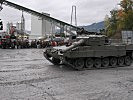 Vorführung des Kampfpanzers Leopard 2. (Bild öffnet sich in einem neuen Fenster)