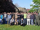 Gruppenfoto vom Besuch in der Hessen-Kaserne.