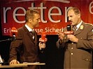 Generalmajor Kurt Raffetseder mit ORF-Moderator Klaus Obereder bei der Eröffnung der Messe