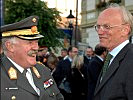 Generalstabschef Edmund Entacher und NR-Abgeordneter Günter Stummvoll.