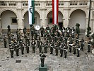Die Militärmusik Steiermark bei ihren musikalischen Darbietungen.