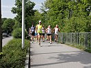 Die Sportler liefen die zehn Kilometer lange Strecke häuptsächlich neben dem Inn.
