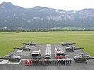 Am Fliegerhorst Fiala-Fernbrugg stehen die Einsatzkräfte des Flugplatzes bereit.