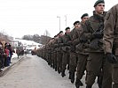 Die Soldaten beim Einmarsch in Inzenhof.
