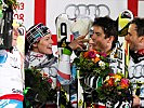 Jubeln über Teamgold: Nicole Hosp, Heeressportlerin Carmen Thalmann, Marcel Mathis und Philipp Schörghofer (v.l.).