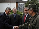 V.l.: Vizekanzler Spindelegger, LH-Stellvertreter Steindl, Minister Berlakovich und Militärkommandant Luif.