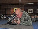 Offiziersstellvertreter Hatos, Sieger in der Klasse "Schießen mit dem Sturmgewehr 77".
