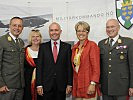 Militärkommandant Striedinger mit Gattin, Verteidigungsminister Klug, Landesrätin Bohuslav und Generalstabschef Commenda.