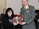 Karin Heiligenbrunner, Mitarbeiterin der Stellungskommission, wurde ebenfalls geehrt.