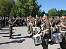 Die Militärmusik Vorarlberg spielt die Landeshymne.