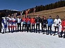 Die siegreichen Mannschaften der Biathlon-Staffel.